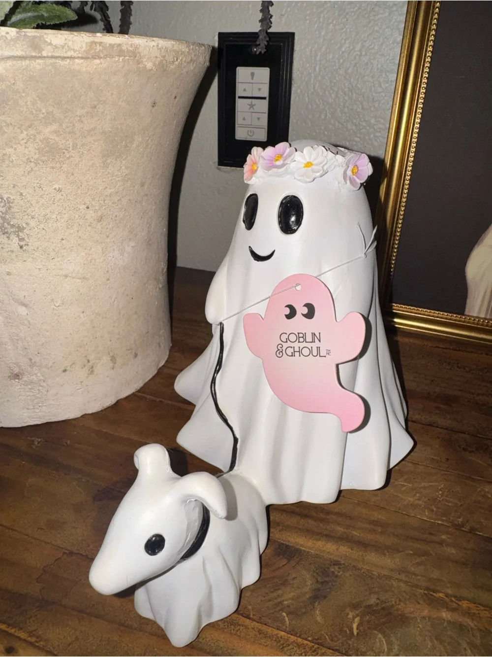 Goblin & Ghoul White Ghost Figurine with Pink Flower Crown